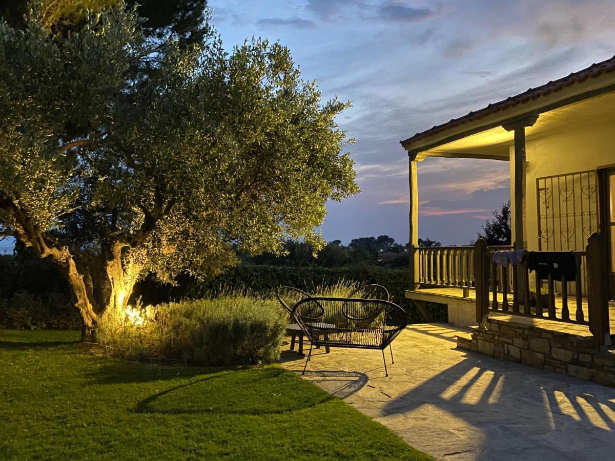 Sea view villa in Olive Garden Nea Kallikrateia Esterno foto